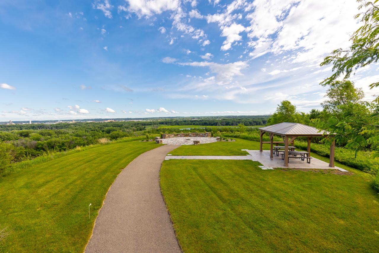 16894 Reeder Ridge Eden Prairie, MN 55347 - Photo 59 of 64