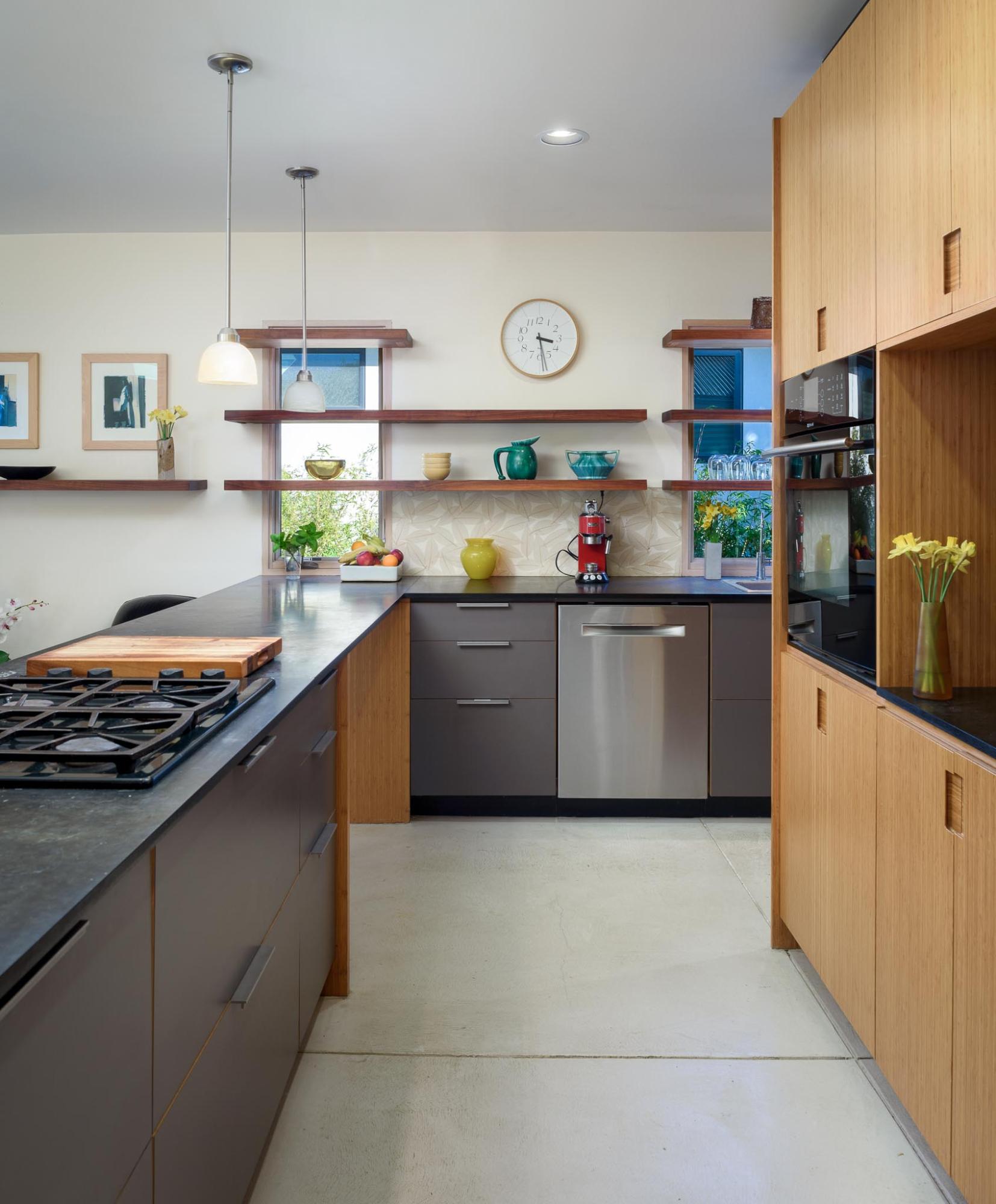 528 Alegria Road Santa Barbara, CA 93105 - Photo 4 of 15 Kitchen