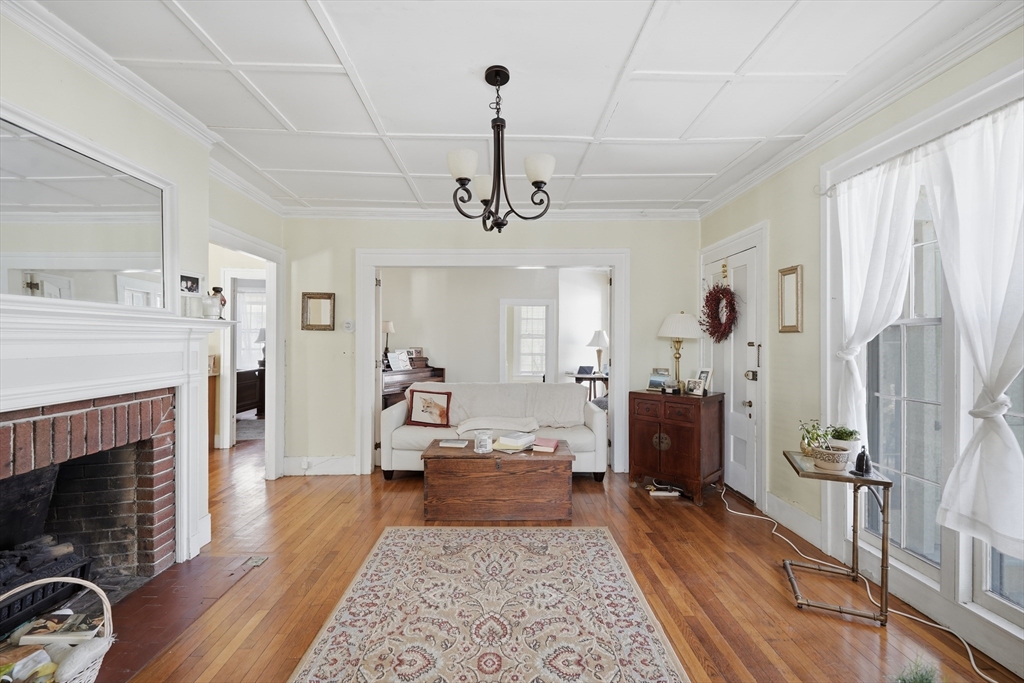 98 Conway Street Greenfield, MA 01301 - Photo 15 of 41