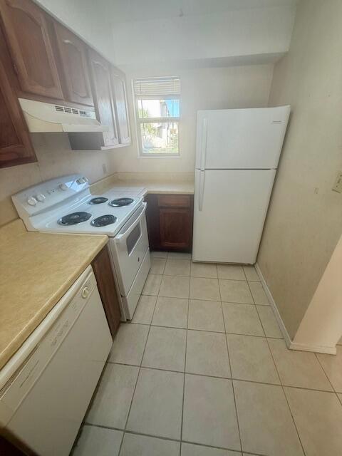 220 Angler Avenue, Unit 9 Fort Walton Beach, FL 32548 - Photo 10 of 17 IMG_4119