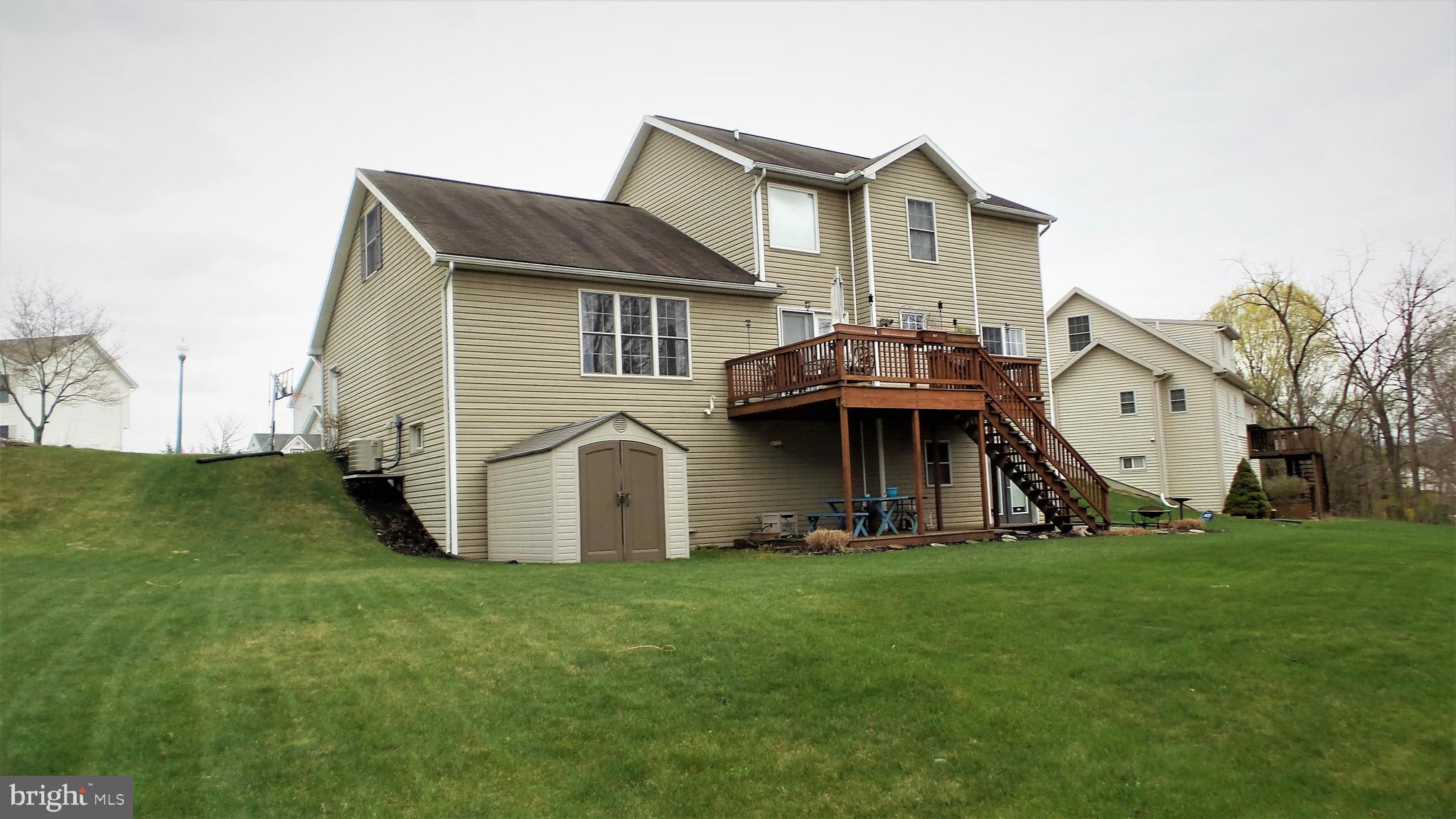 39 Wetherburn Road Enola, PA 17025 - Photo 2 of 23 Gallery Image 2