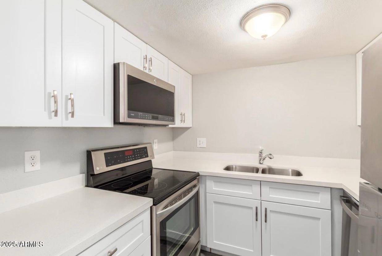 2674 North 43rd Avenue, Unit 22C Phoenix, AZ 85009 - Photo 21 of 26 Image-6