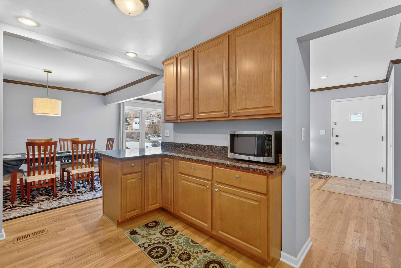 847 Division Street Northbrook, IL 60062 - Photo 12 of 28