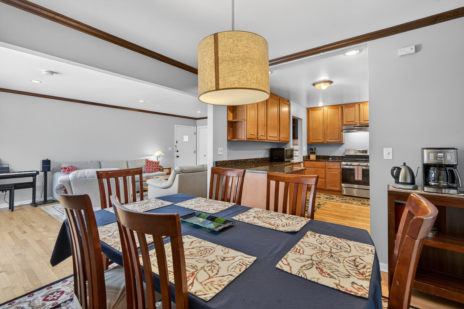 847 Division Street Northbrook, IL 60062 - Photo 7 of 28