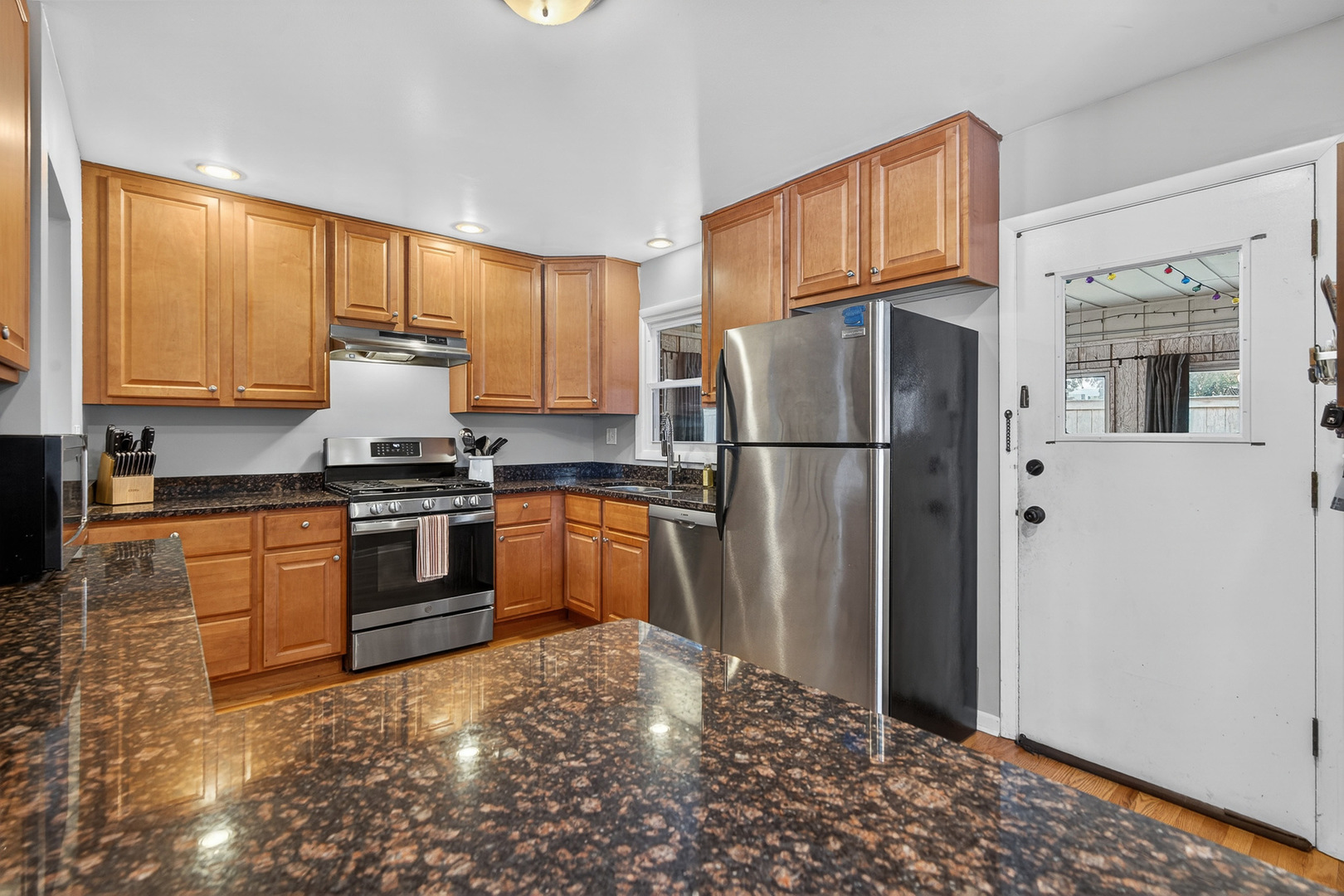 847 Division Street Northbrook, IL 60062 - Photo 9 of 28