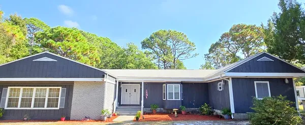 $399,995 | 184 North Bay Shr Drive, Eastpoint, FL 32328