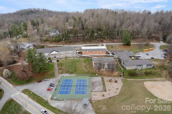 $455,000 | 255 Hinson Terrace, Saluda, NC 28773
