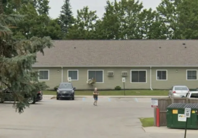 $700 | 424 West W Avenue, Reed City, MI 49677