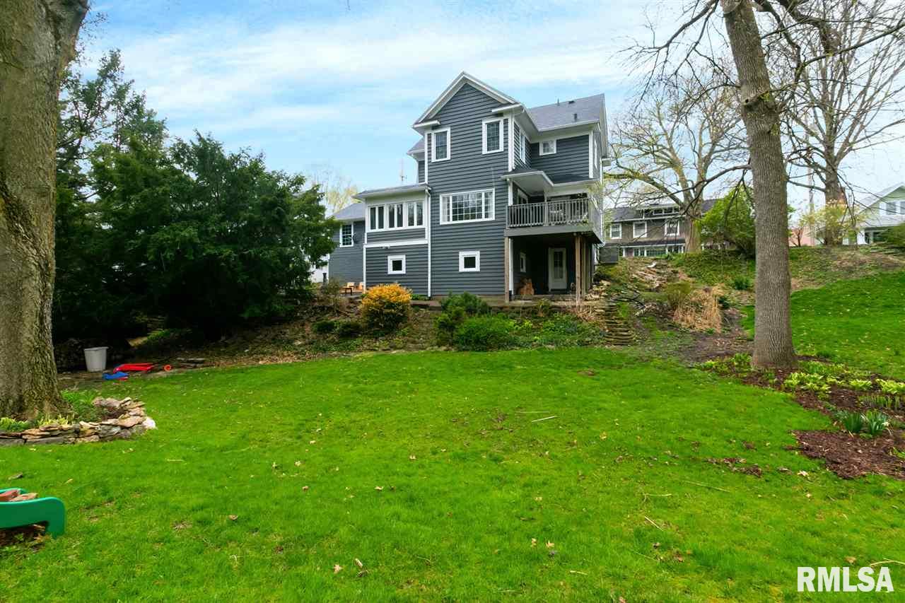 339 Forest Road Davenport, IA 52803 - Photo 21 of 23 Gallery Image 21