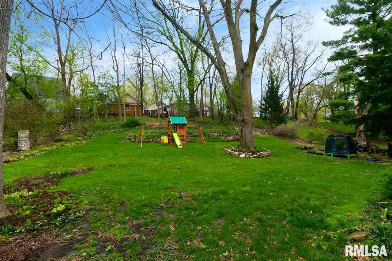 339 Forest Road Davenport, IA 52803 - Photo 23 of 23 Gallery Image 23