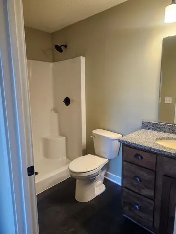 $372,400 | 414 Knollwood Avenue, St. Croix Falls, WI 54024