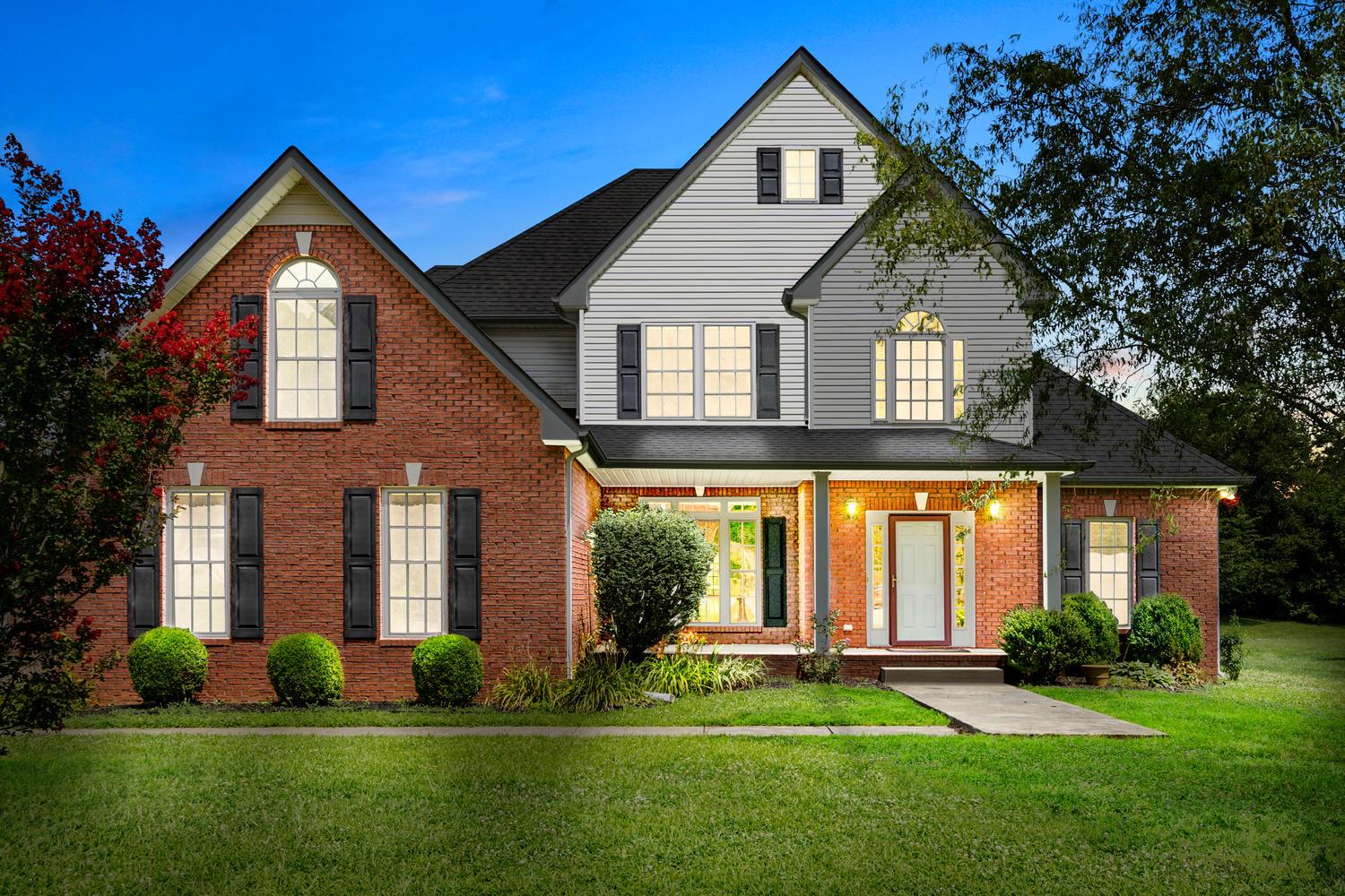 987 South Ridge Trail Clarksville, TN 37043 - Photo 1 of 30 Gallery Image 1