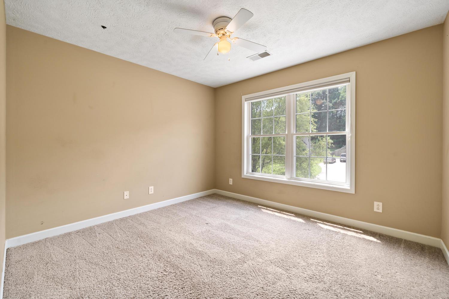 987 South Ridge Trail Clarksville, TN 37043 - Photo 25 of 30 Gallery Image 25