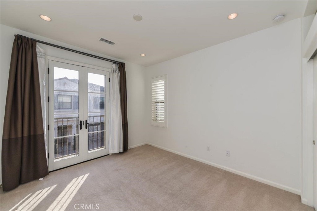 229 Rodeo Irvine, CA 92602 - Photo 29 of 37