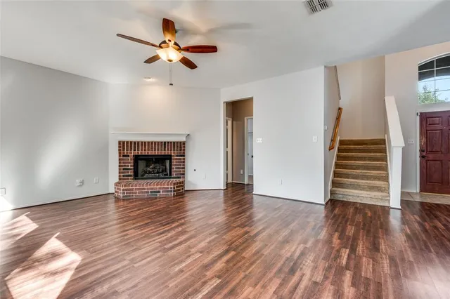 $429,900 | 404 East Whitener Road, Euless, TX 76040