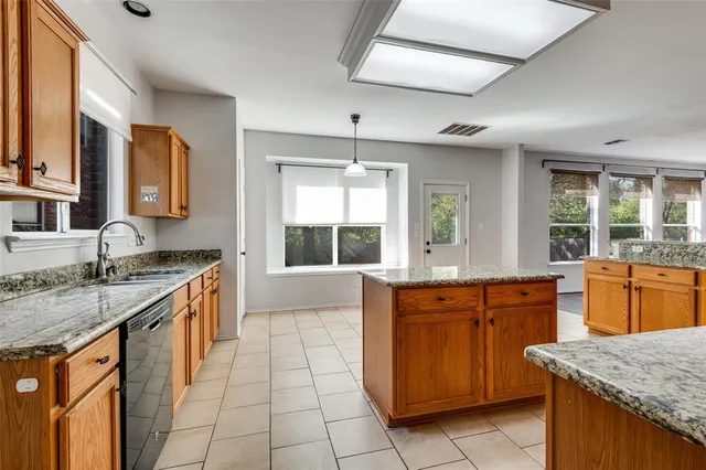 $429,900 | 404 East Whitener Road, Euless, TX 76040