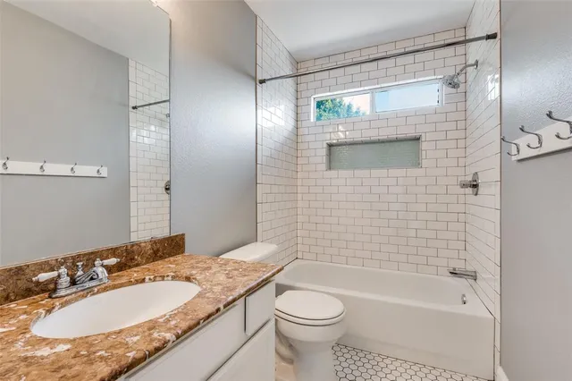 $429,900 | 404 East Whitener Road, Euless, TX 76040