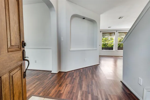 $429,900 | 404 East Whitener Road, Euless, TX 76040