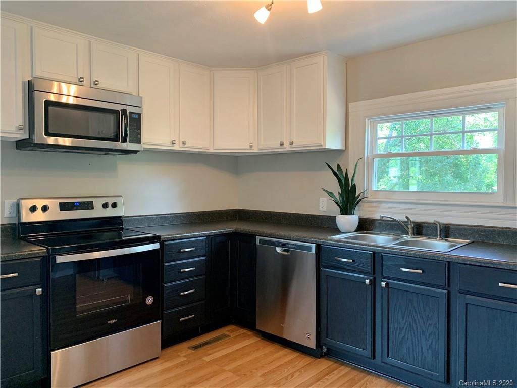 601 Salem Road Morganton, NC 28655 - Photo 5 of 18 Gallery Image 5
