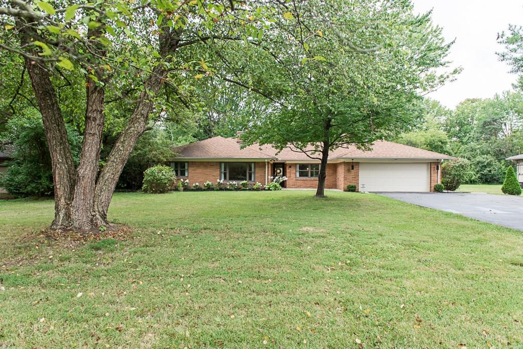 7050 Spring Mill Road Indianapolis, IN 46260 - Photo 2 of 39 Gallery Image 2