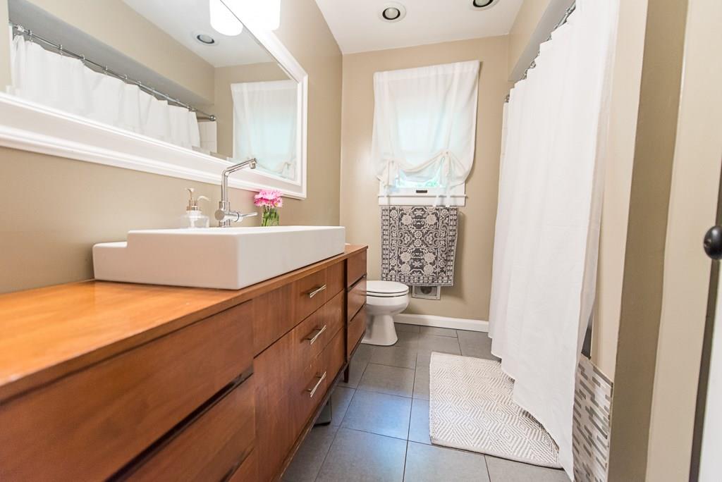 7050 Spring Mill Road Indianapolis, IN 46260 - Photo 27 of 39 Gallery Image 27