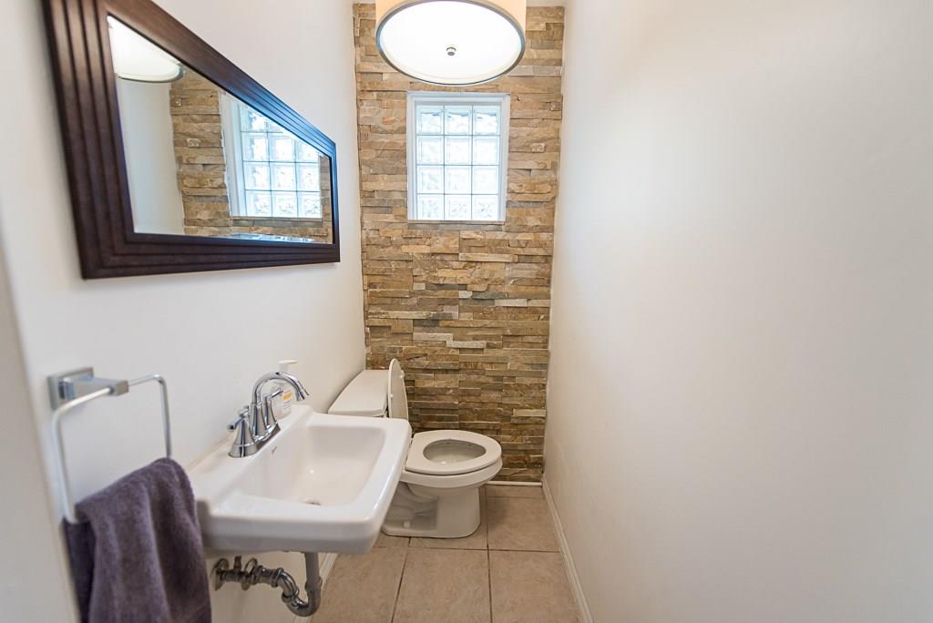 7050 Spring Mill Road Indianapolis, IN 46260 - Photo 34 of 39 Gallery Image 34