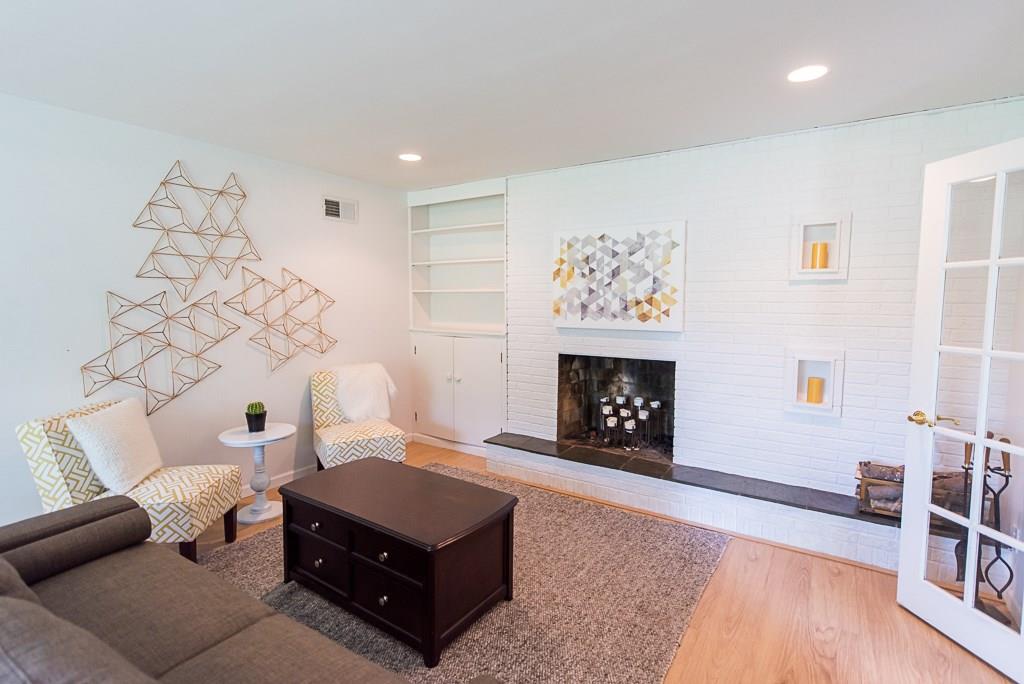 7050 Spring Mill Road Indianapolis, IN 46260 - Photo 7 of 39 Gallery Image 7