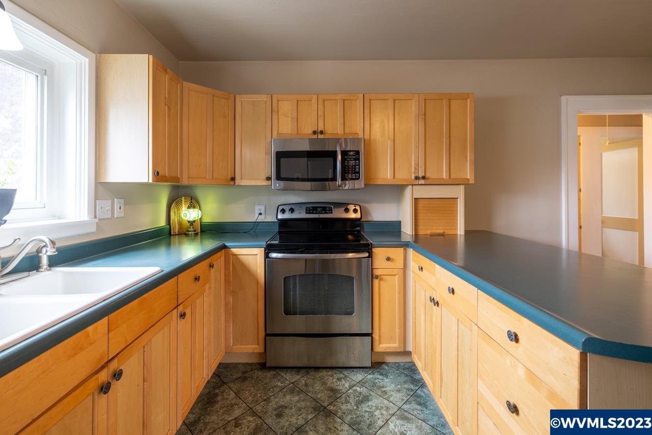 1156 Southwest 9th Avenue Albany, OR 97321 - Photo 16 of 21 Gallery Image 16