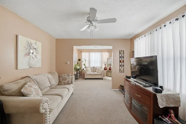 $475,000 | 63 Worcester Street, West Springfield, MA 01089