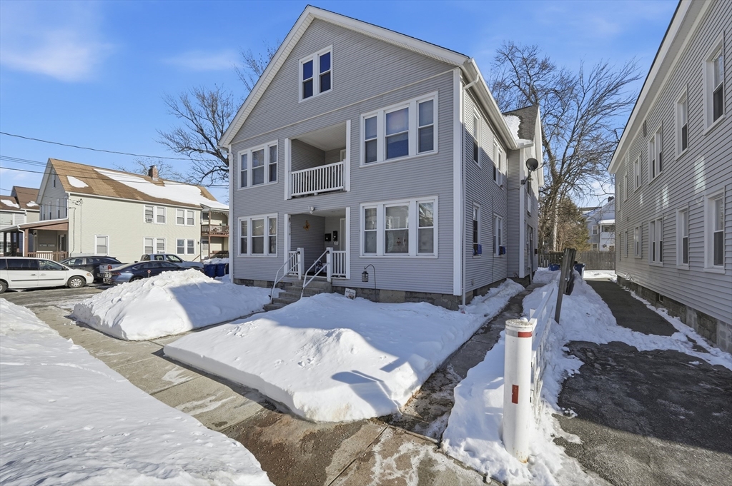 63 Worcester Street West Springfield, MA 01089 - Photo 2 of 42