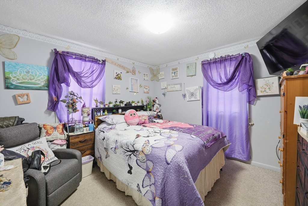 63 Worcester Street West Springfield, MA 01089 - Photo 30 of 42