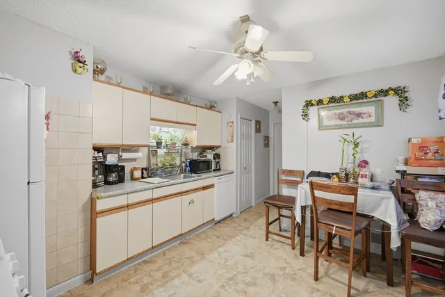 $475,000 | 63 Worcester Street, West Springfield, MA 01089