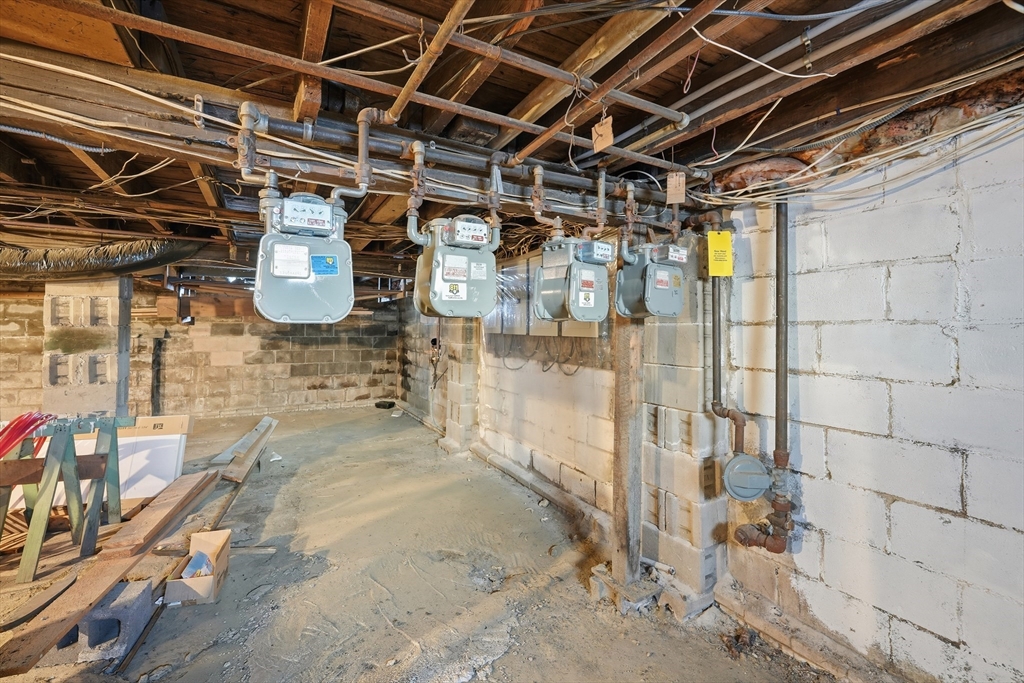 63 Worcester Street West Springfield, MA 01089 - Photo 38 of 42