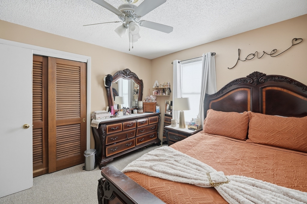 63 Worcester Street West Springfield, MA 01089 - Photo 6 of 42