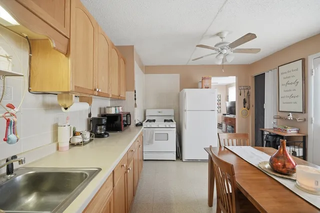 $475,000 | 63 Worcester Street, West Springfield, MA 01089