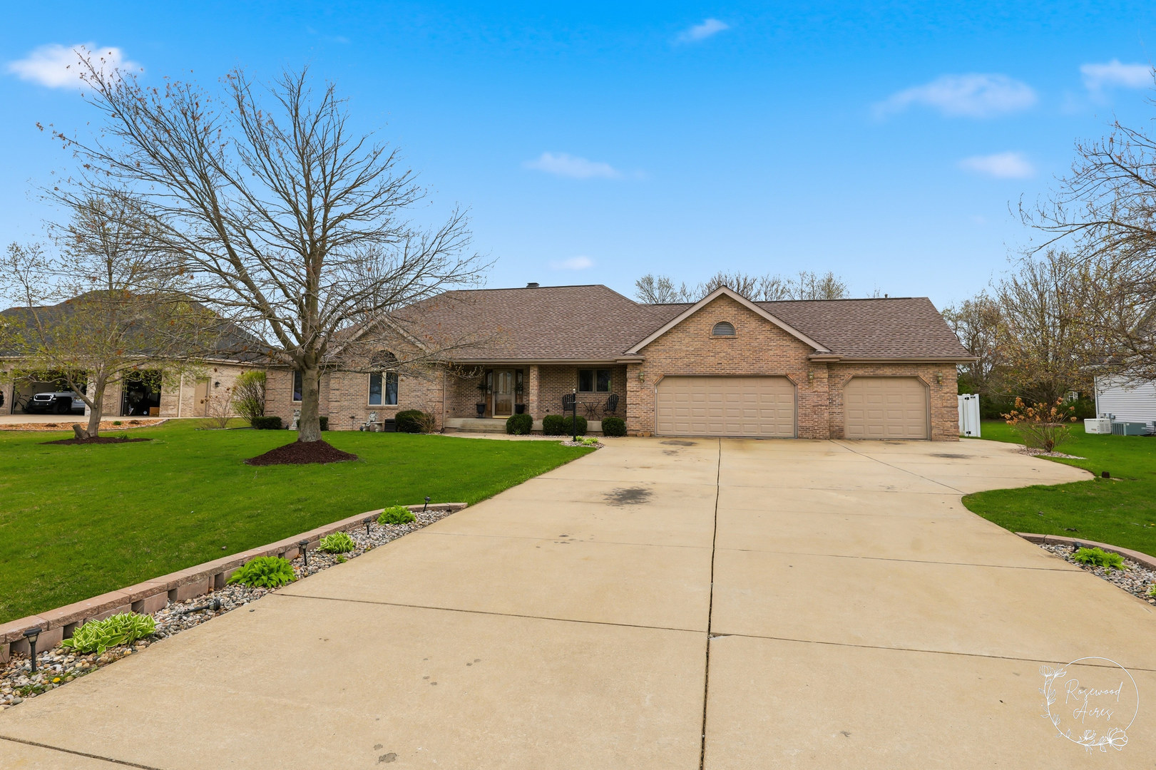 2239 Fox Run Drive Kankakee, IL 60901 - Photo 3 of 25