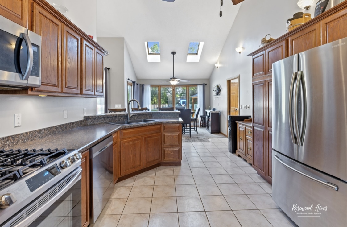 2239 Fox Run Drive Kankakee, IL 60901 - Photo 8 of 25