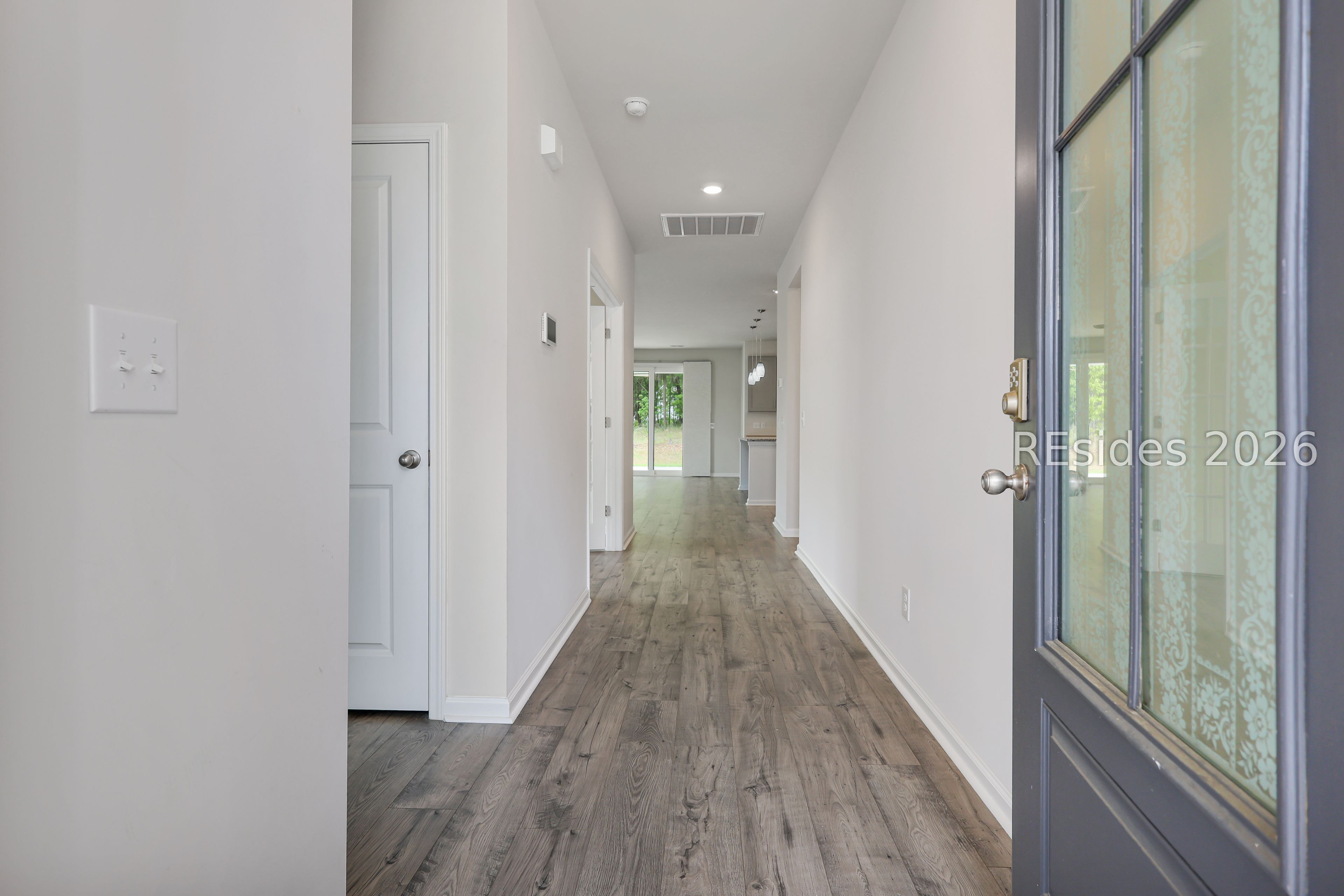 469 Rye Creek Circle Bluffton, SC 29909 - Photo 4 of 26 Foyer entrance