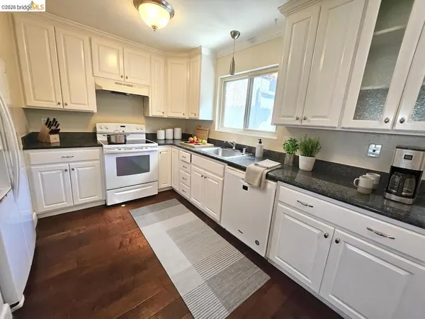 $435,000 | 3715 Northwood Drive, Unit G, Concord, CA 94520