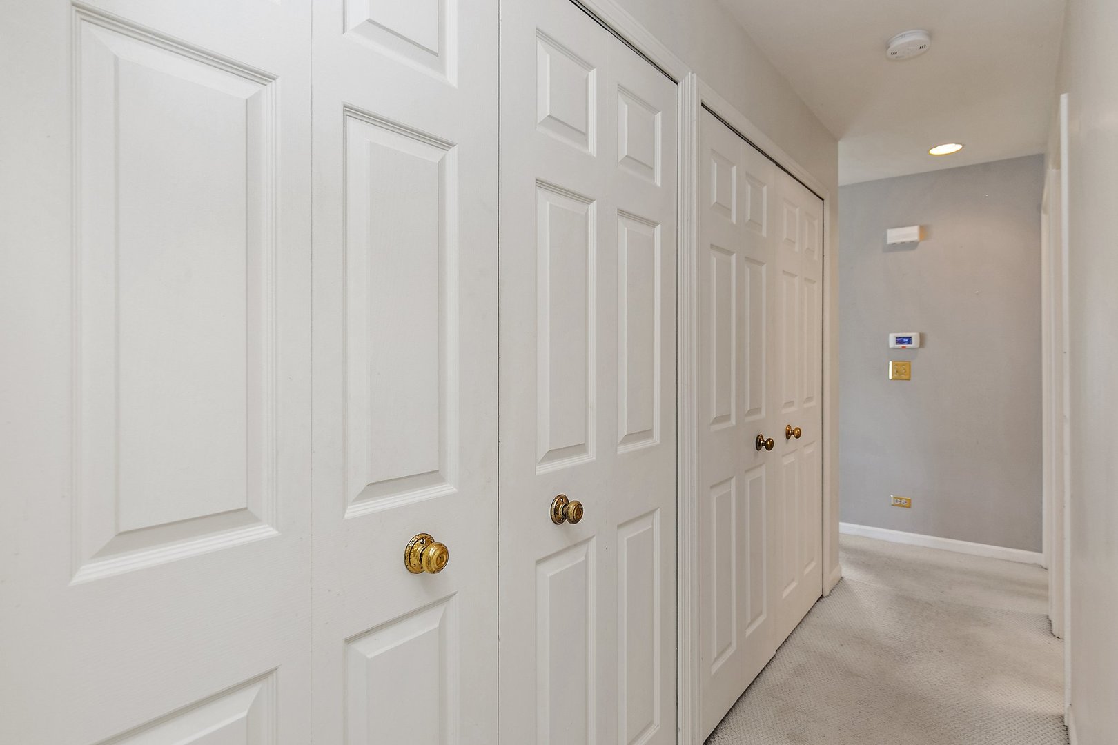 966 Shoreline Road Lake Barrington, IL 60010 - Photo 15 of 30 Gallery Image 15