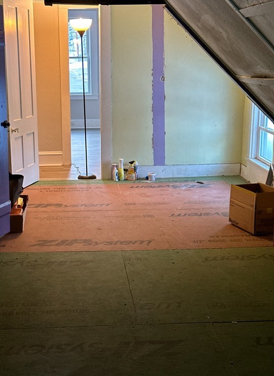 26 Green Street Monson, MA 01057 - Photo 30 of 38 a view of empty room with windows