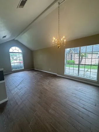$2,695 | 3645 Innisbrook Drive, Beaumont, TX 77707