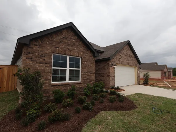 $319,990 | 1082 Garnet Star Drive, La Marque, TX 77568