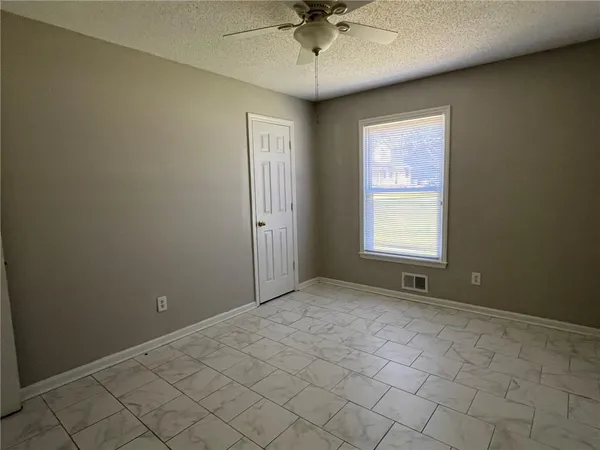 $225,000 | 30 Meadowbrook Drive, McDonough, GA 30253