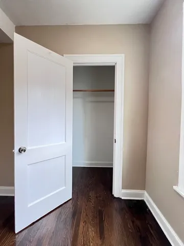 $1,800 | 821 North Waller Avenue, Unit 2, Chicago, IL 60651