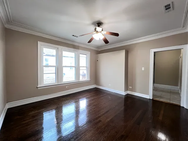 $1,800 | 821 North Waller Avenue, Unit 2, Chicago, IL 60651