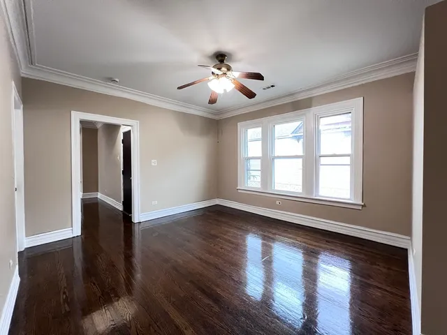 $1,800 | 821 North Waller Avenue, Unit 2, Chicago, IL 60651