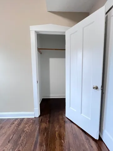 $1,800 | 821 North Waller Avenue, Unit 2, Chicago, IL 60651