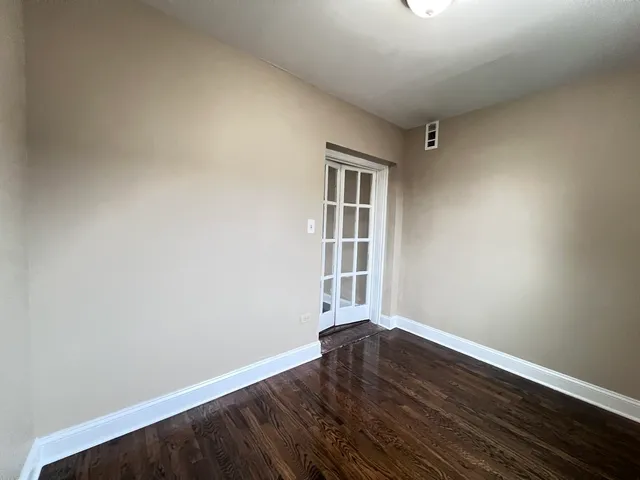 $1,800 | 821 North Waller Avenue, Unit 2, Chicago, IL 60651