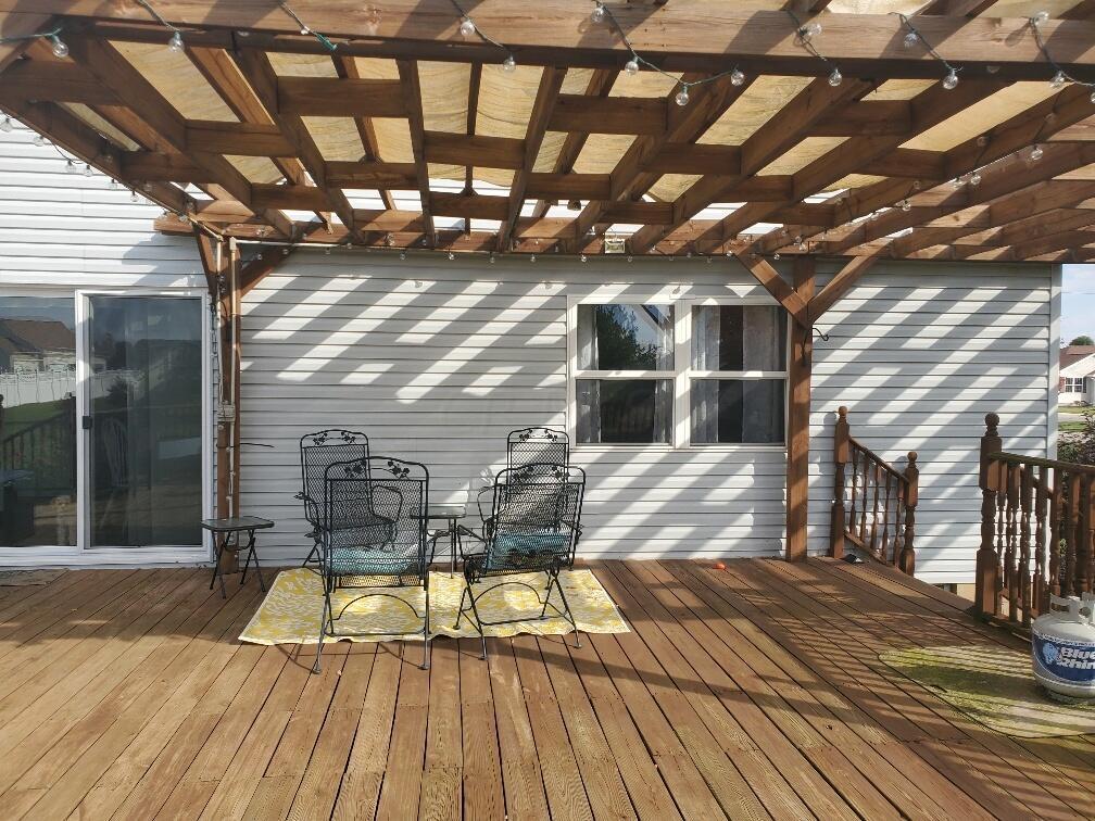 3305 Gooding Road Marion, OH 43302 - Photo 78 of 85 back of house deck